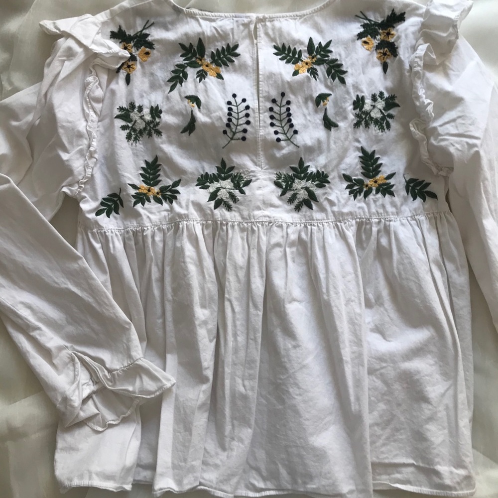 Zara Flower-Embroidered Top - Picture 3 of 3